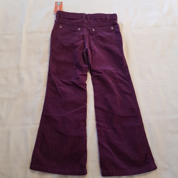 Carter's girls size 5 corduroy pants, slight flare, dark purple - Picture 4 of 5